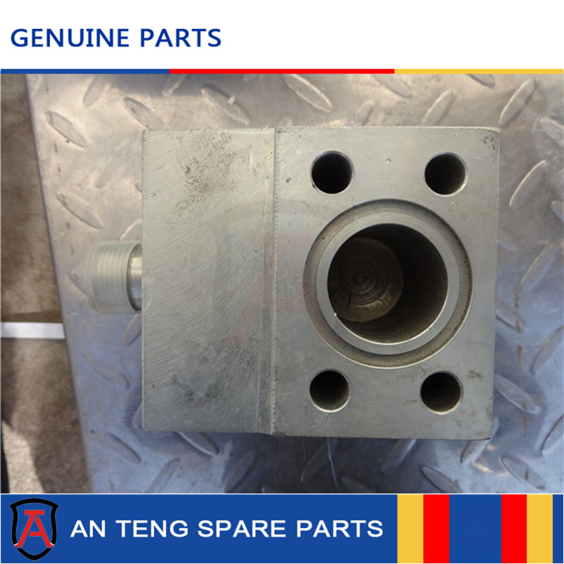252113924 Multi-way valve inlet block